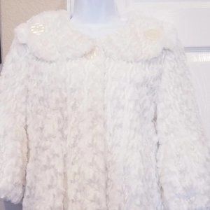 Sparkling white faux fur cropped jacket from Pyramid Collection